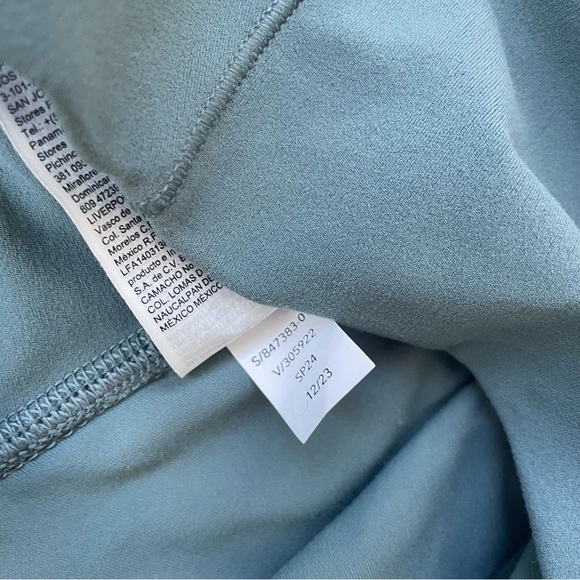 ATHLETA Oxidized Green Salutation Stash High Rise Cinch Capri Legging Size Large - Picture 8 of 13